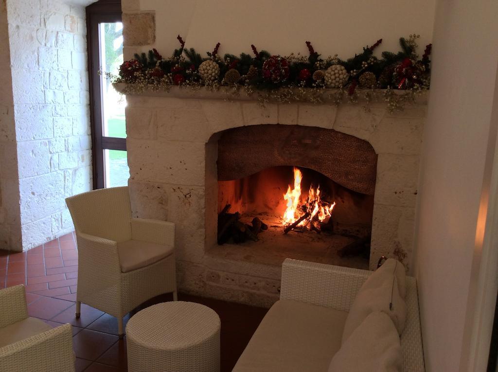 Masseria Torre Catena Resort & Restaurant โปลีญาโนอามาเร ภายนอก รูปภาพ