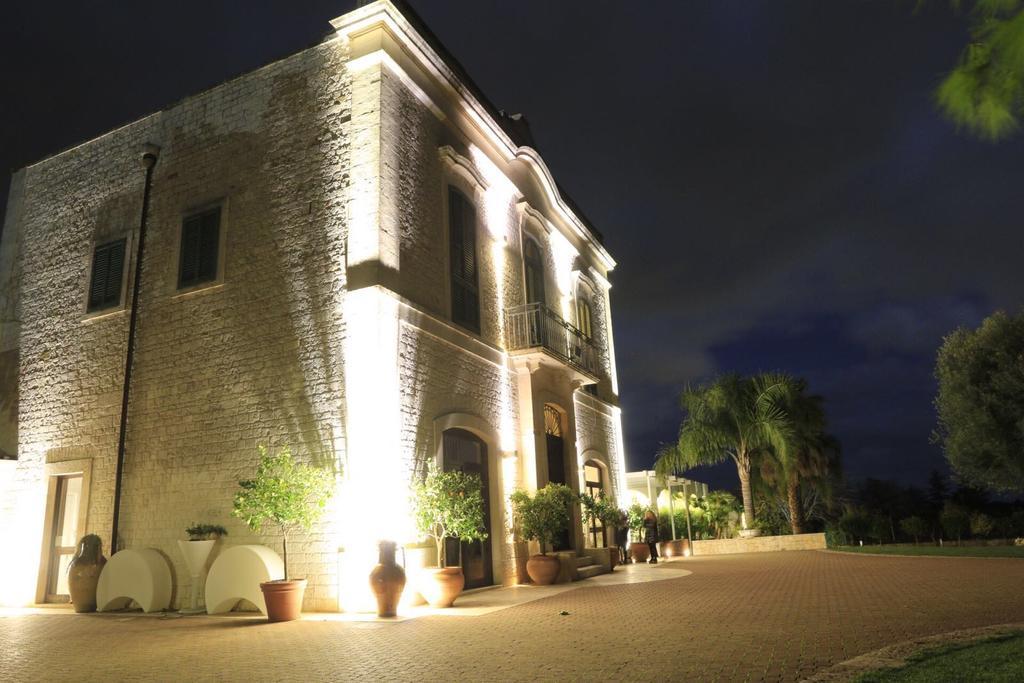 Masseria Torre Catena Resort & Restaurant โปลีญาโนอามาเร ภายนอก รูปภาพ