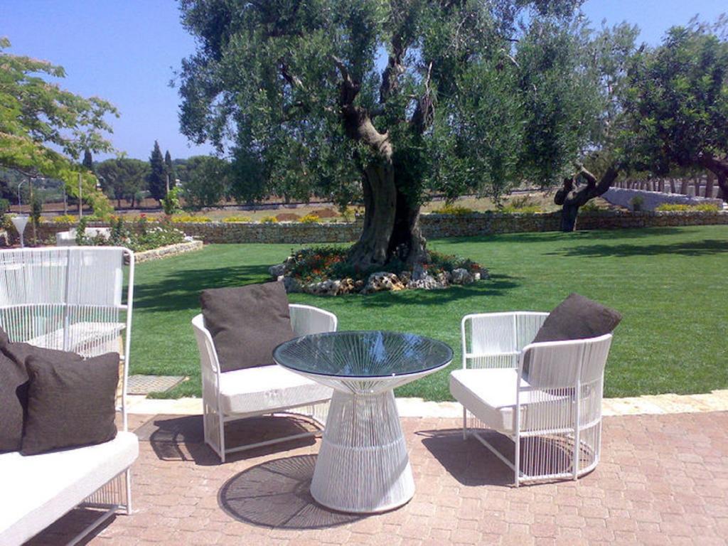 Masseria Torre Catena Resort & Restaurant โปลีญาโนอามาเร ภายนอก รูปภาพ
