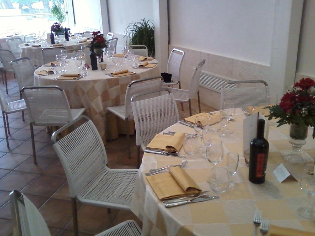 Masseria Torre Catena Resort & Restaurant โปลีญาโนอามาเร ภายนอก รูปภาพ