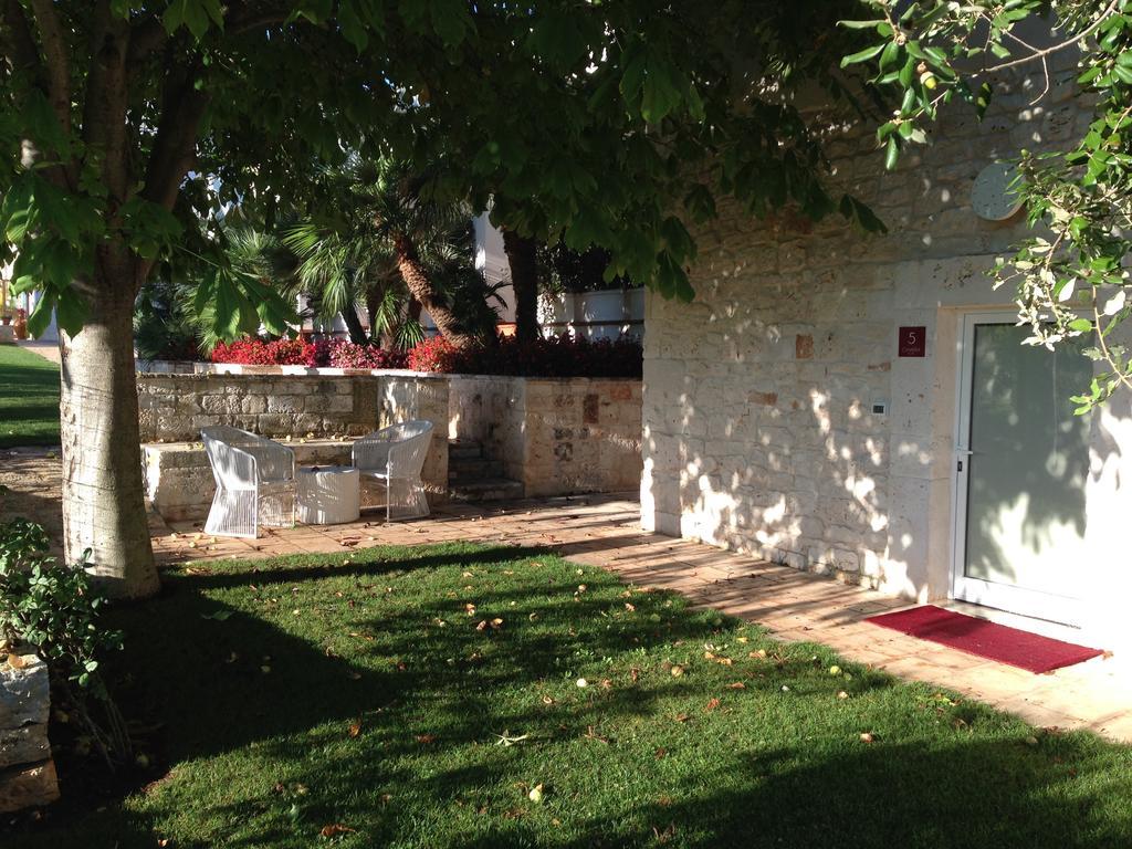 Masseria Torre Catena Resort & Restaurant โปลีญาโนอามาเร ภายนอก รูปภาพ