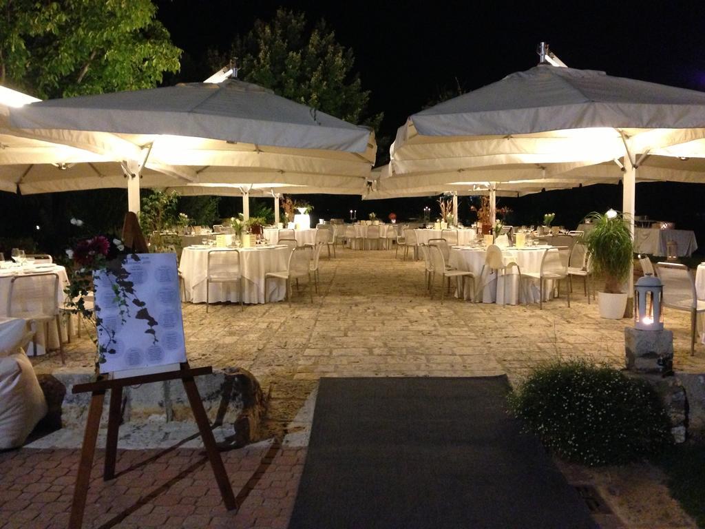 Masseria Torre Catena Resort & Restaurant โปลีญาโนอามาเร ภายนอก รูปภาพ